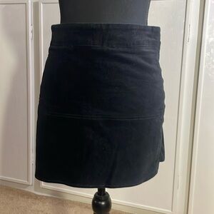 FOREVER 21 Black Mini Skirt